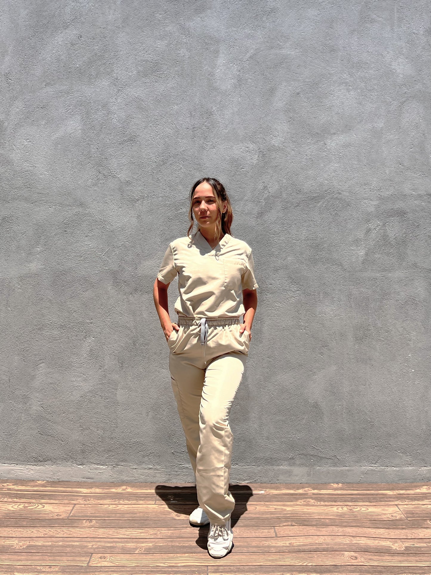 Classic Jogger Beige Desert Woman