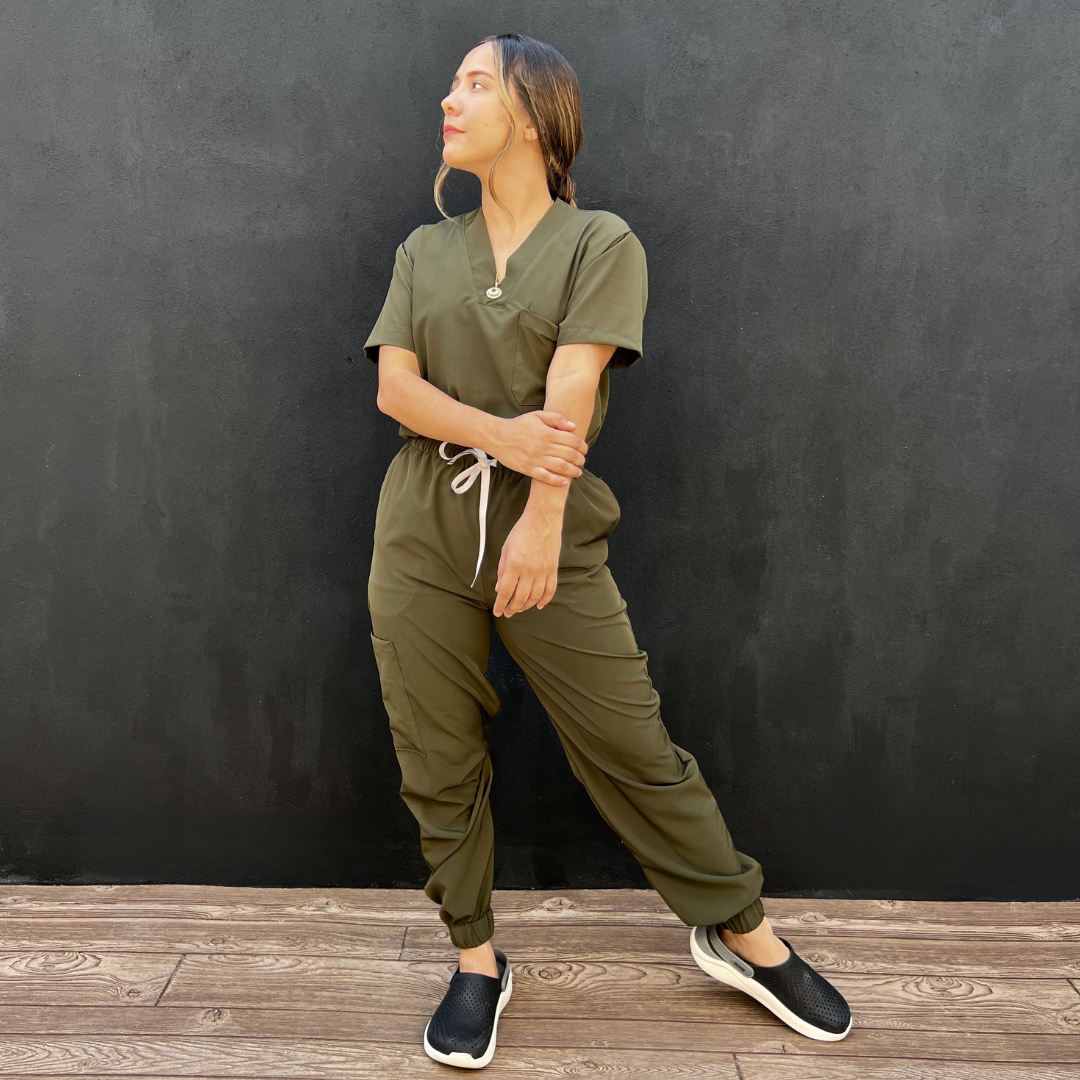 Classic Jogger Green Army Woman