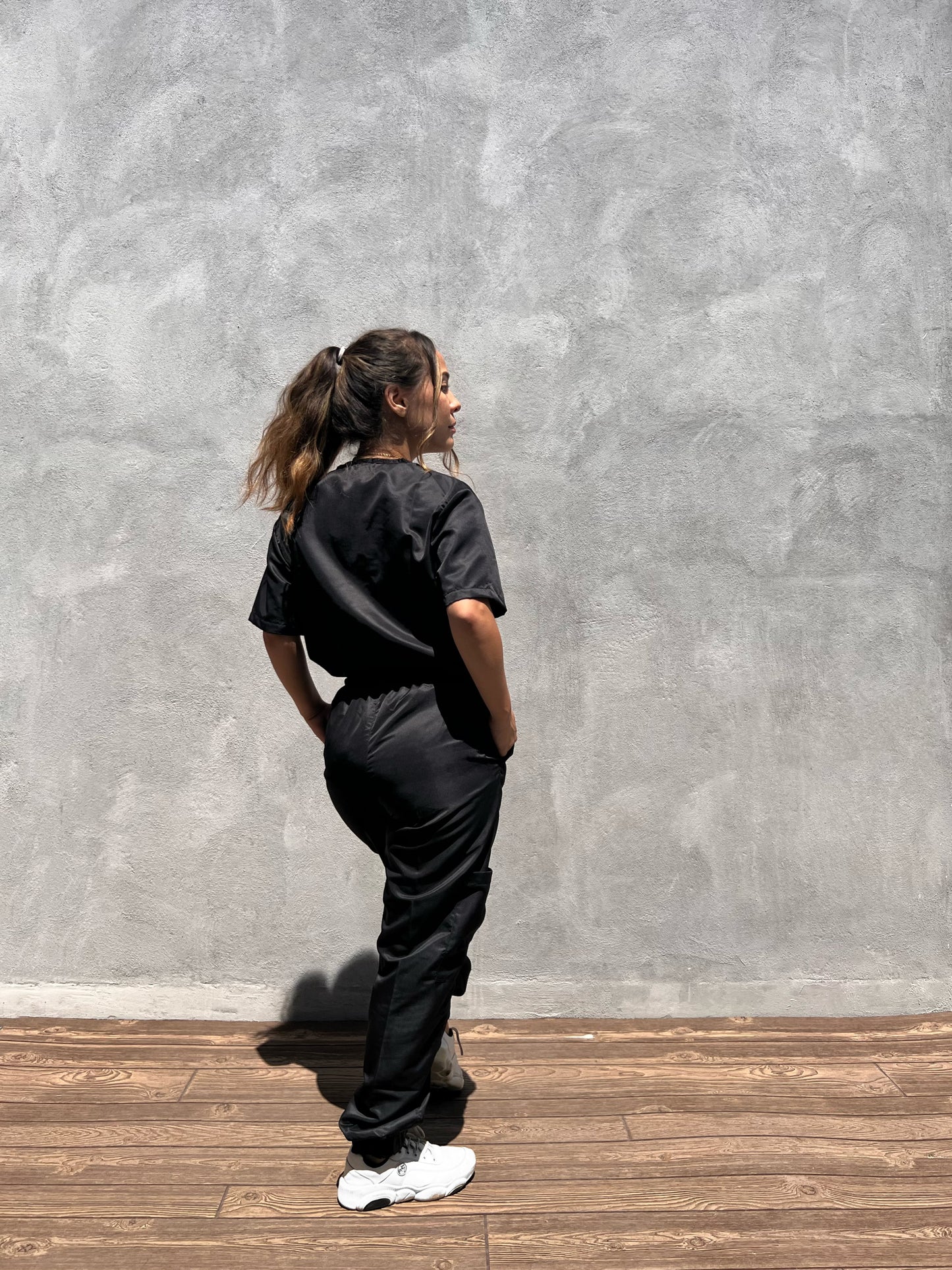 Classic Jogger Black Woman