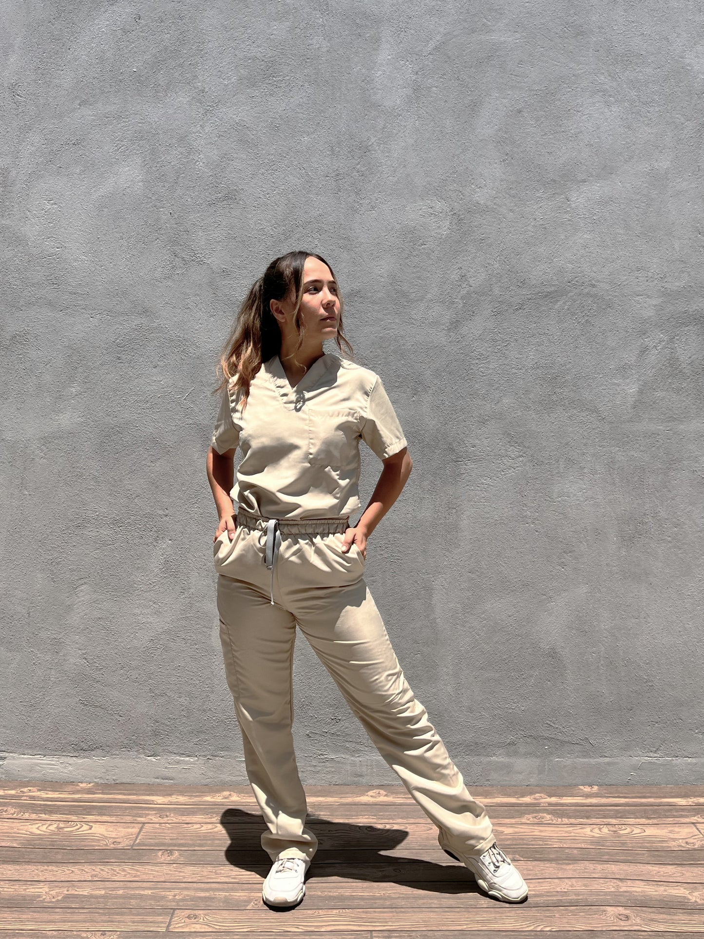 Classic Jogger Beige Desert Woman